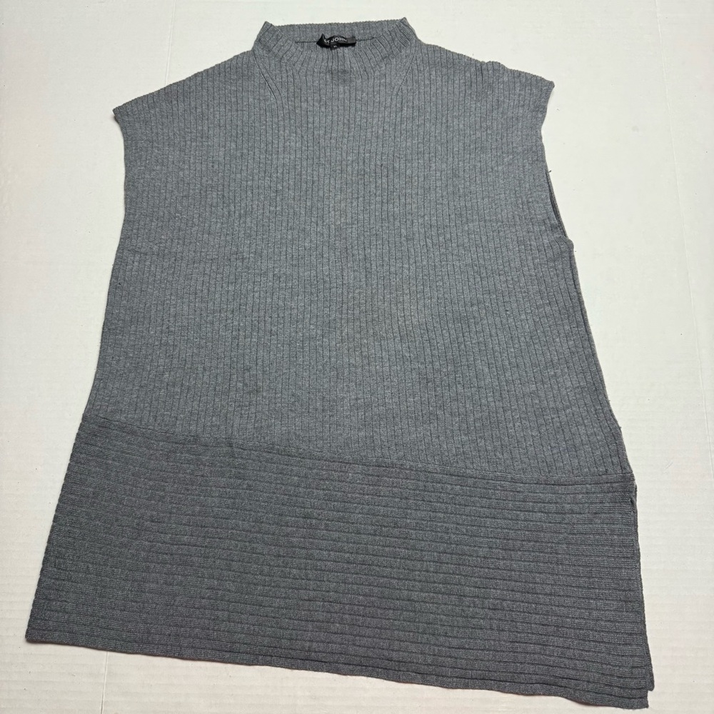St. John Ribbed Sleeveless Mock Neck Wool Top Split, Asymmetrical Hem XL
